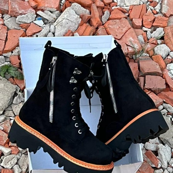 Осенние ботинки