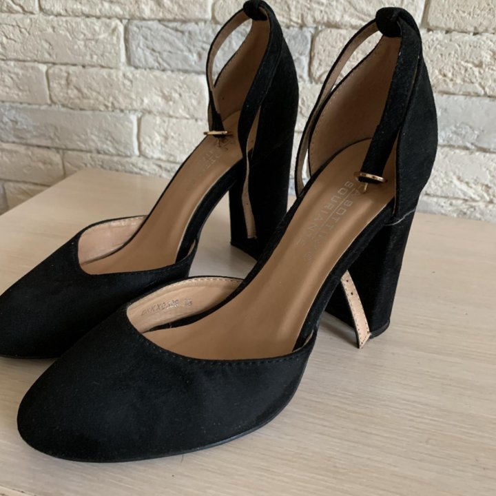 Женская обувь