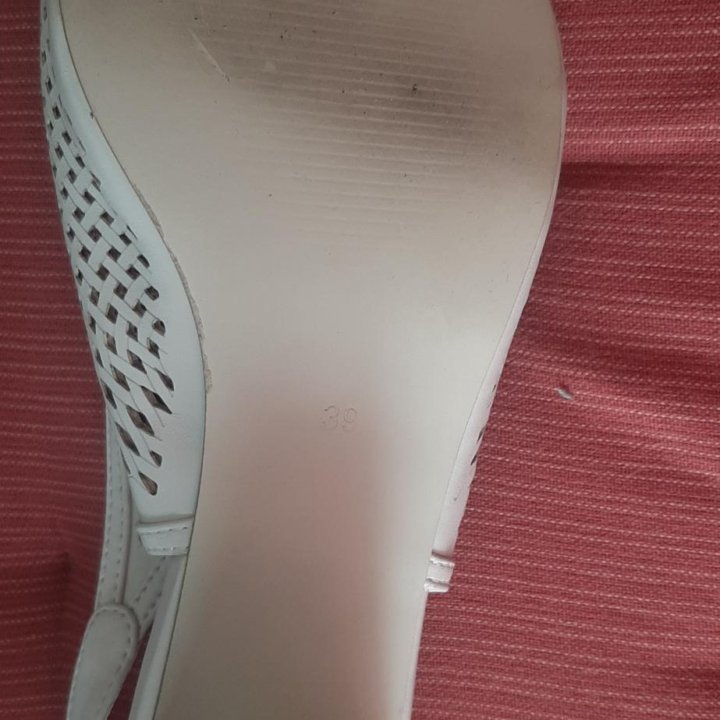 Туфли, босоножки