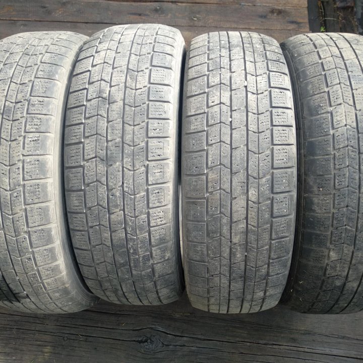 Dunlop (липучка) 195/65 R15