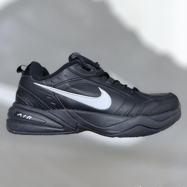 Кроссовки NIKE air monarch