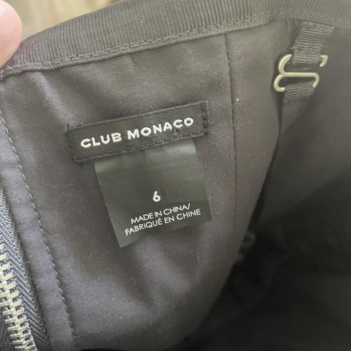 Club Monaco фирменное