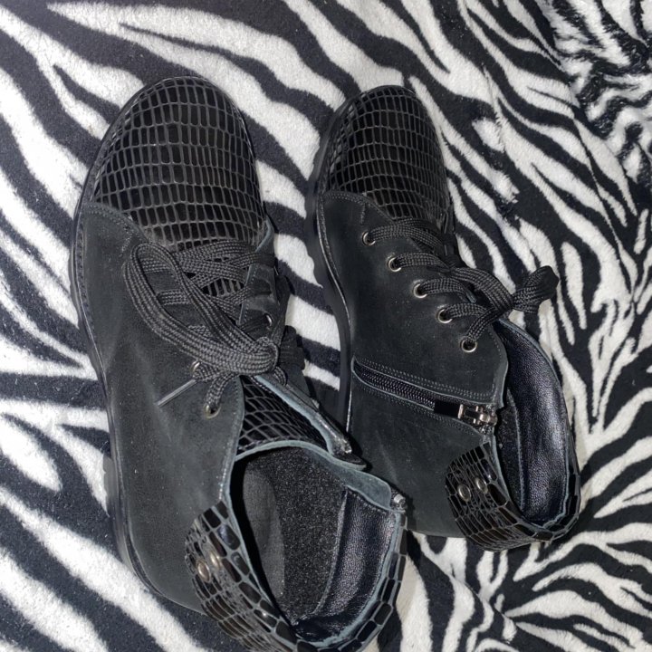 Ботинки новые