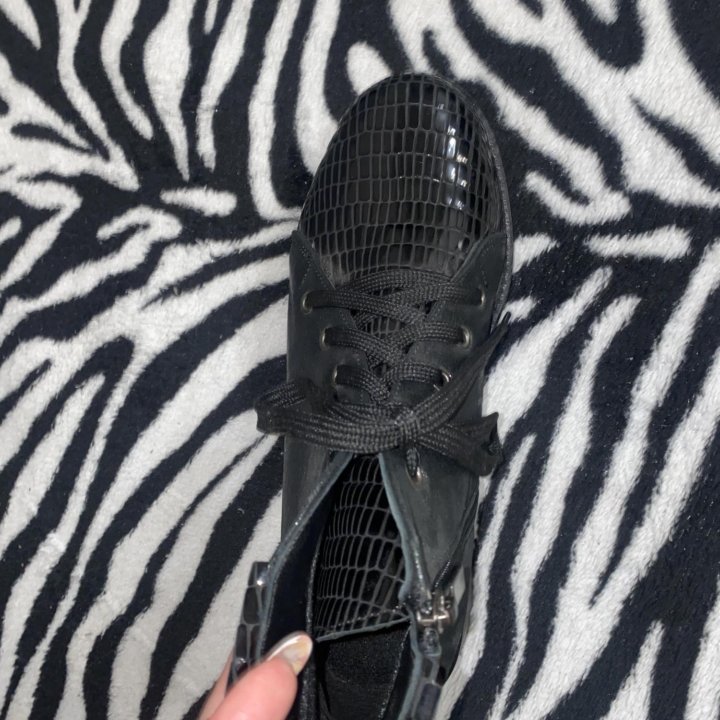 Ботинки новые