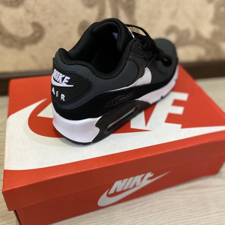 Кроссовки Nike AirMax 90