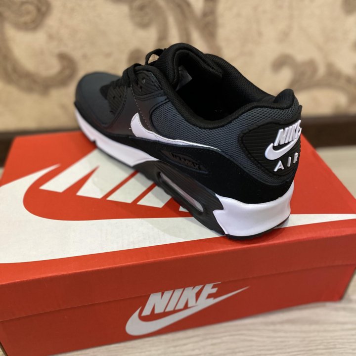 Кроссовки Nike AirMax 90