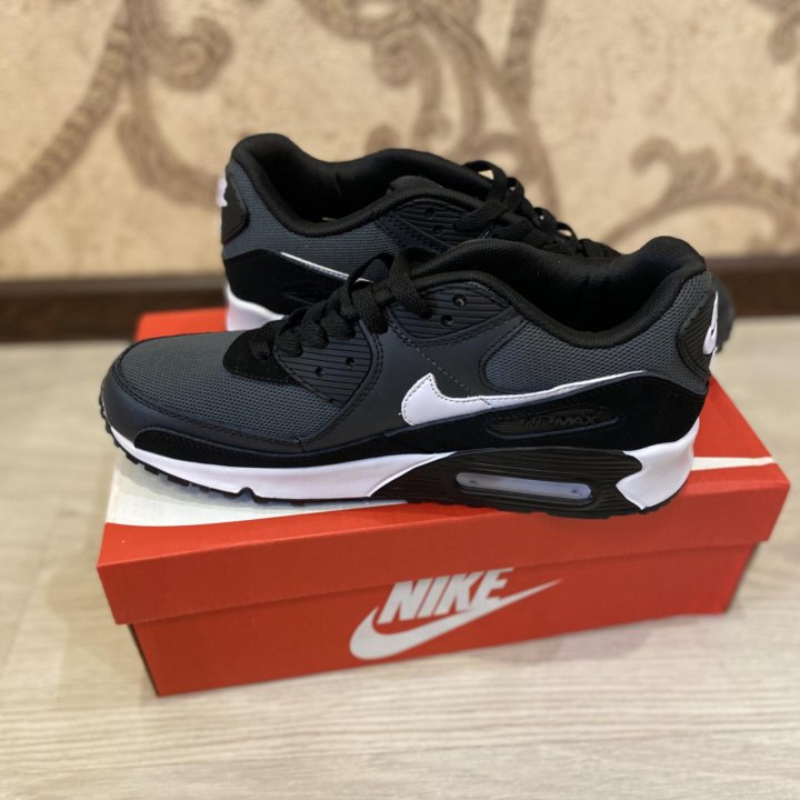 Кроссовки Nike AirMax 90