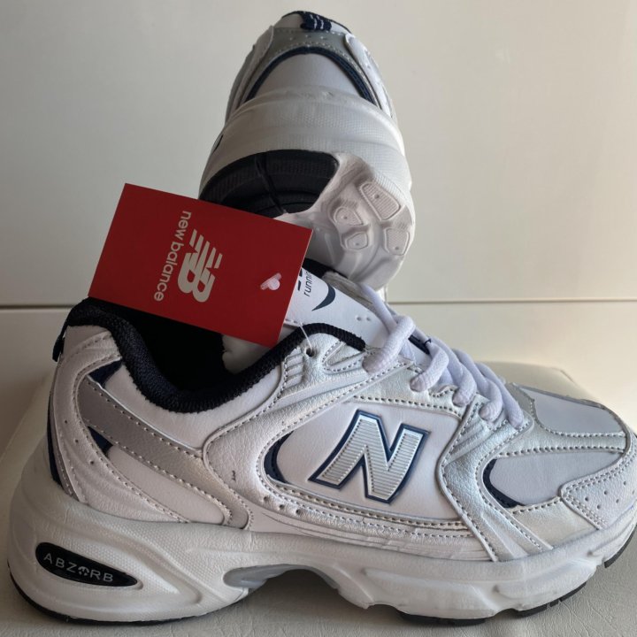 Кроссовки новые New Balance 530