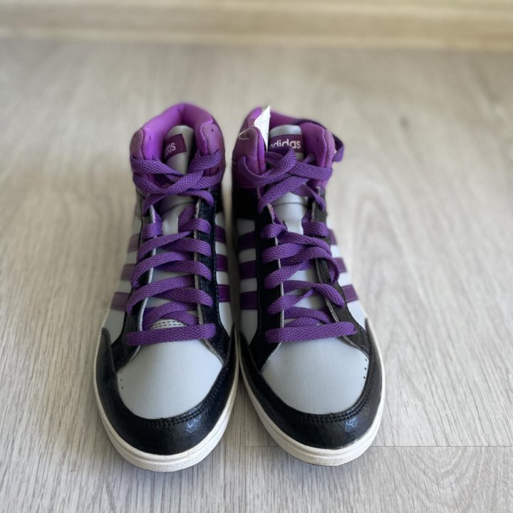 Абсолютно новые кроссовки Adidas Neo Hoops Mid K