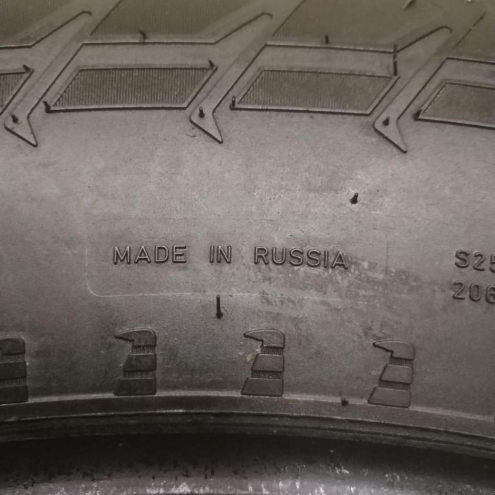 285/60 R18 Nokian Hakkapeliitta 7 SUV 3 шт