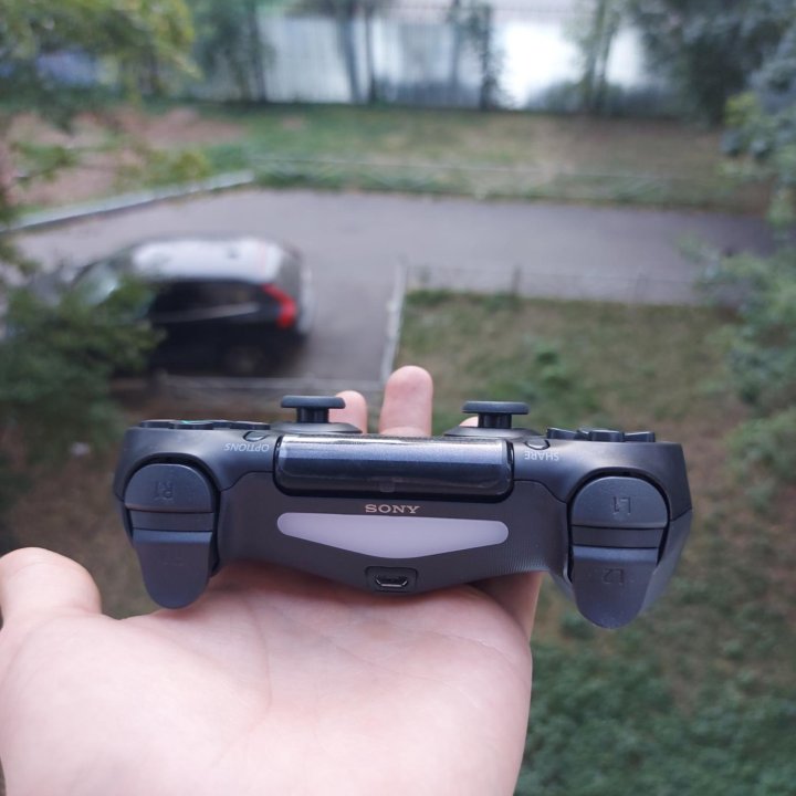 Sony PS4 Dualshock 4