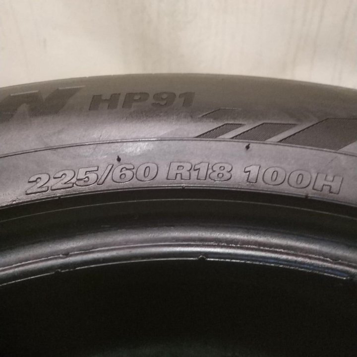 225/60 R18 Kumho Crugen HP91 2 шт