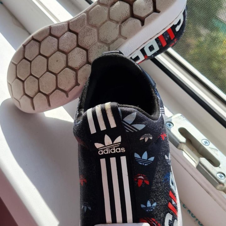 Кеды adidas 30