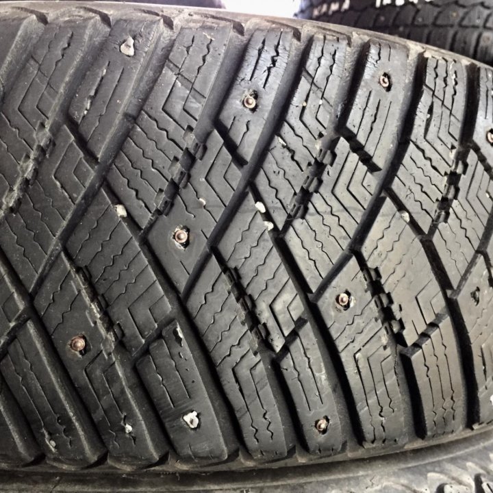 195/60/15 Goodyear Ultragrip Ice Arctic. 1шт