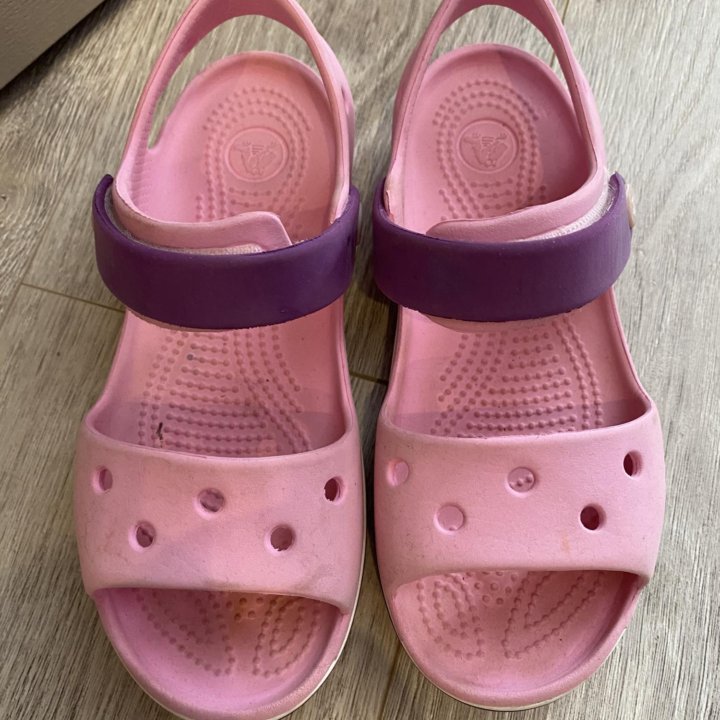 CROCS C13