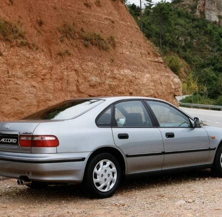 В разборе Honda accord 5