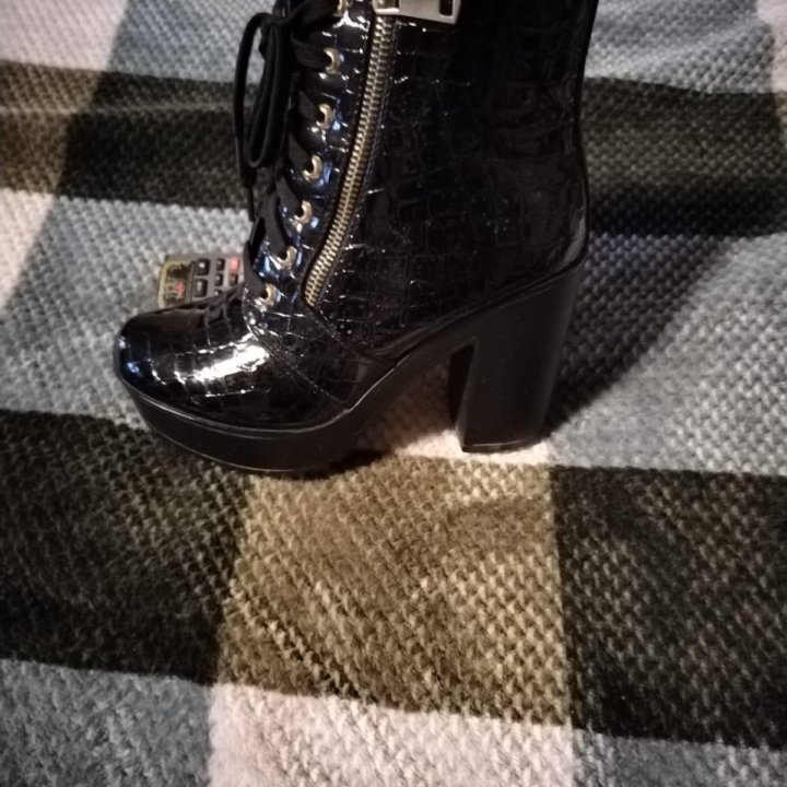 Полусапожки