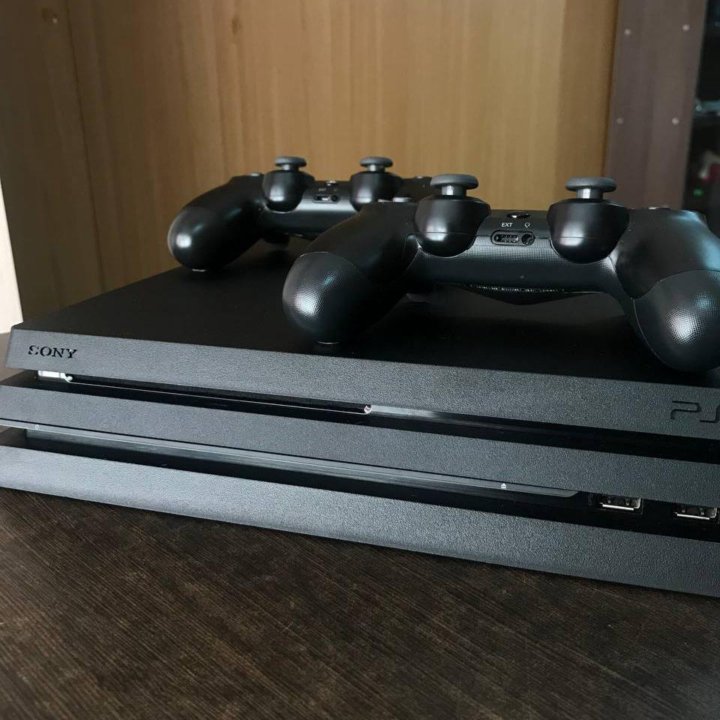 2 джойстика +тихая PlayStation 4 Pro 1000Gb PS4 PS