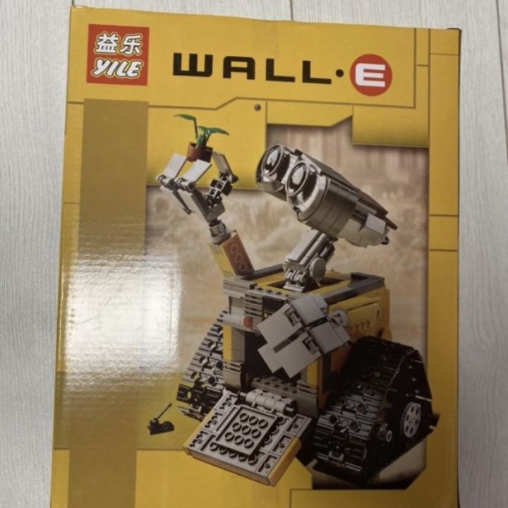 Конструктор Валли Wall E 687 деталей лего