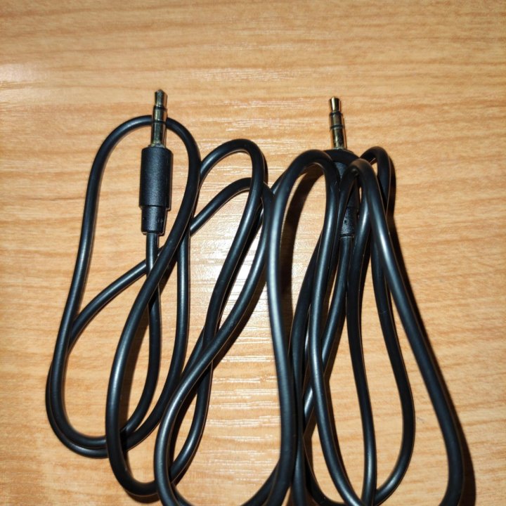 Кабель AUX 3.5 mm jack, 1,5 метра