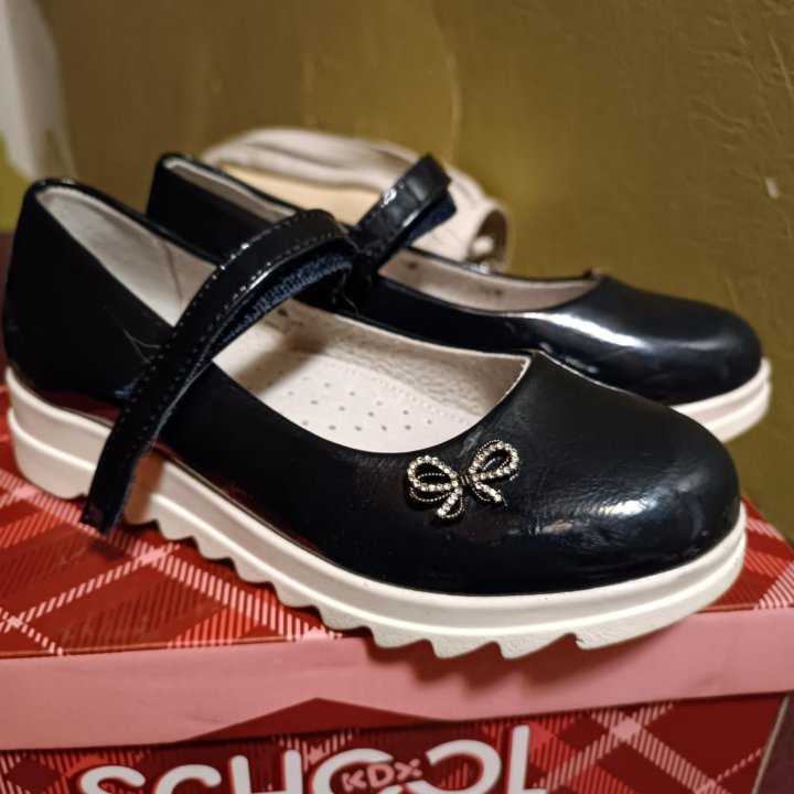 Туфли школьные