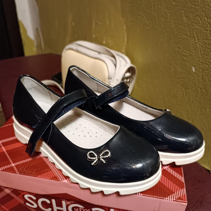 Туфли школьные