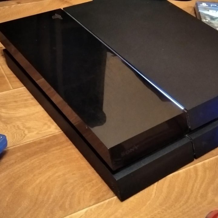 Ps4 + 2 Дж + 2 Игры