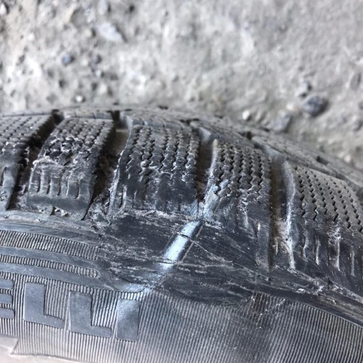 225/50R17 Pirelli Winter Ice Control (Лот №4685)