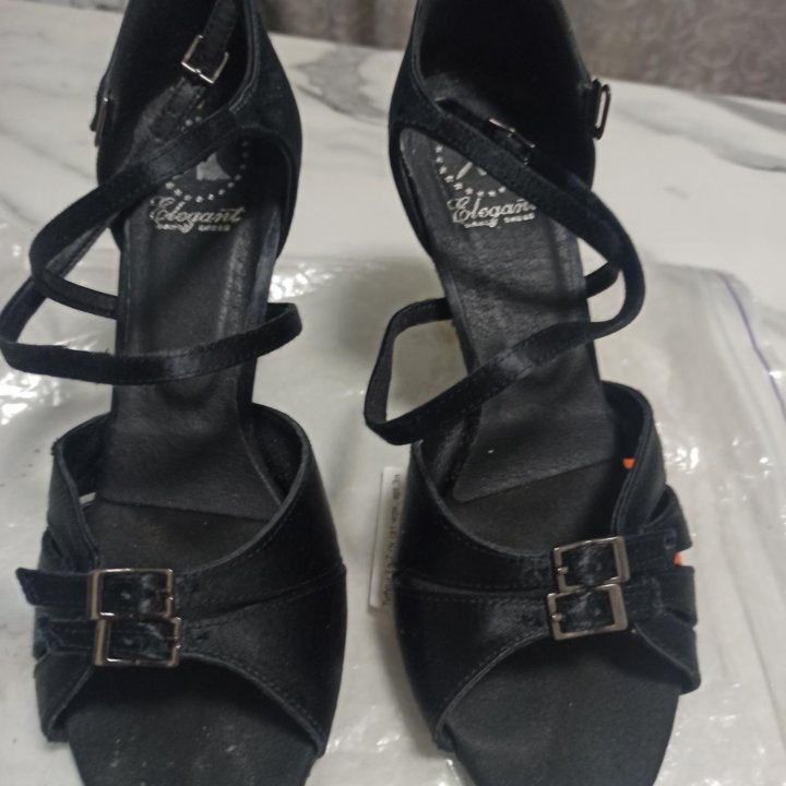 Бальные туфли