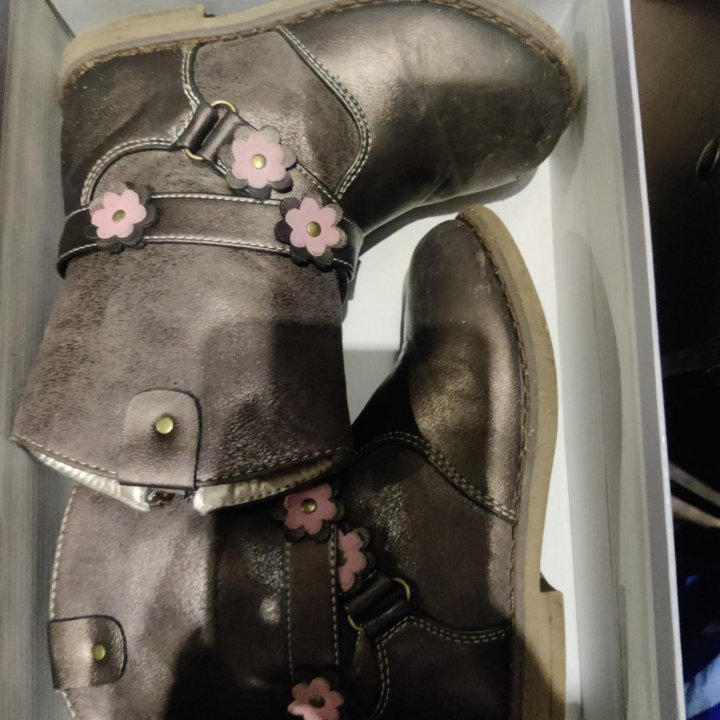 Сапожки для девочки