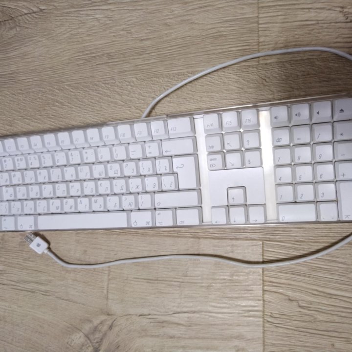 Клавиатура Apple