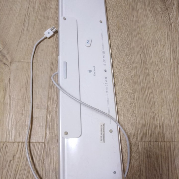 Клавиатура Apple