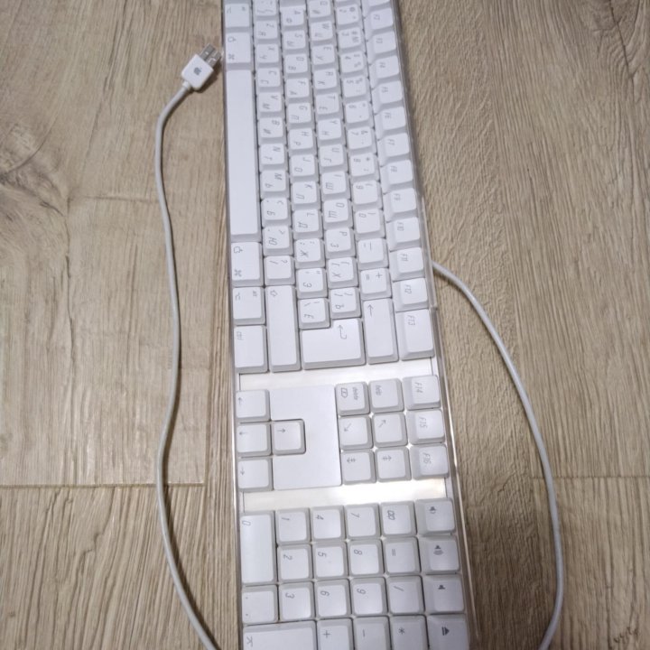 Клавиатура Apple