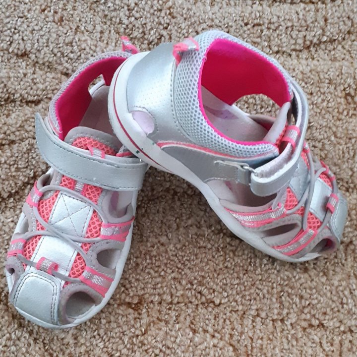 Сандали для девочки