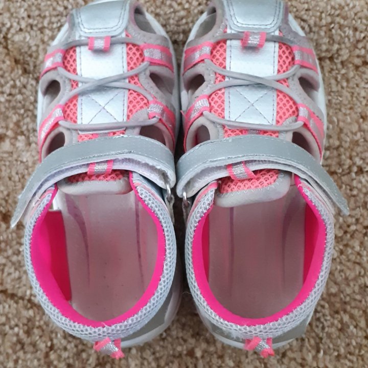 Сандали для девочки