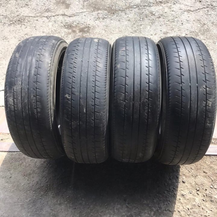 215/60R16 Yokohama Decibel E70B (Лот №4658)