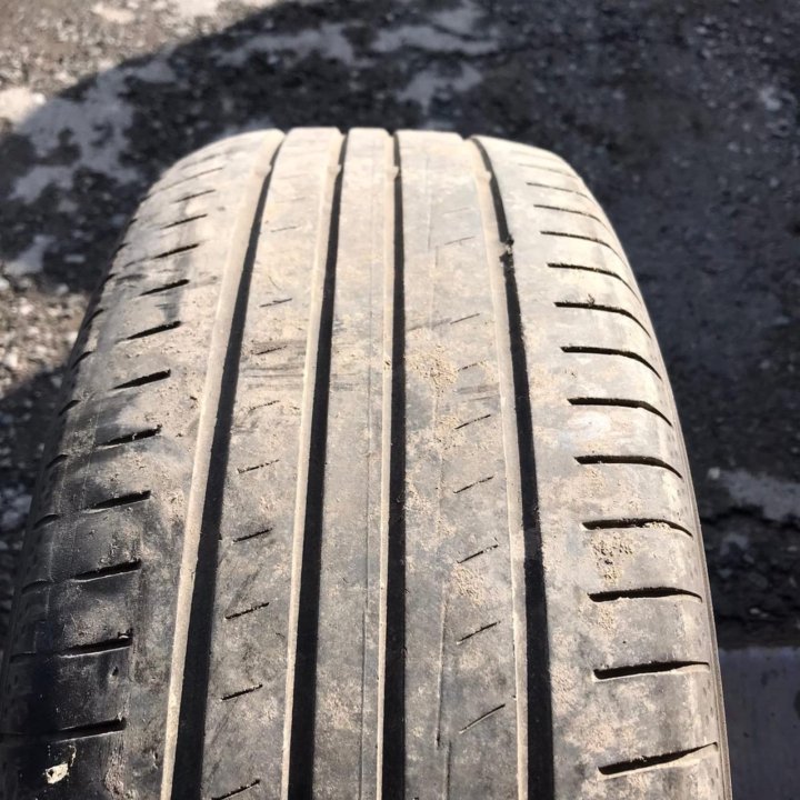 215/60R16 Yokohama BluEarth-A AE-50 (Лот №4644)