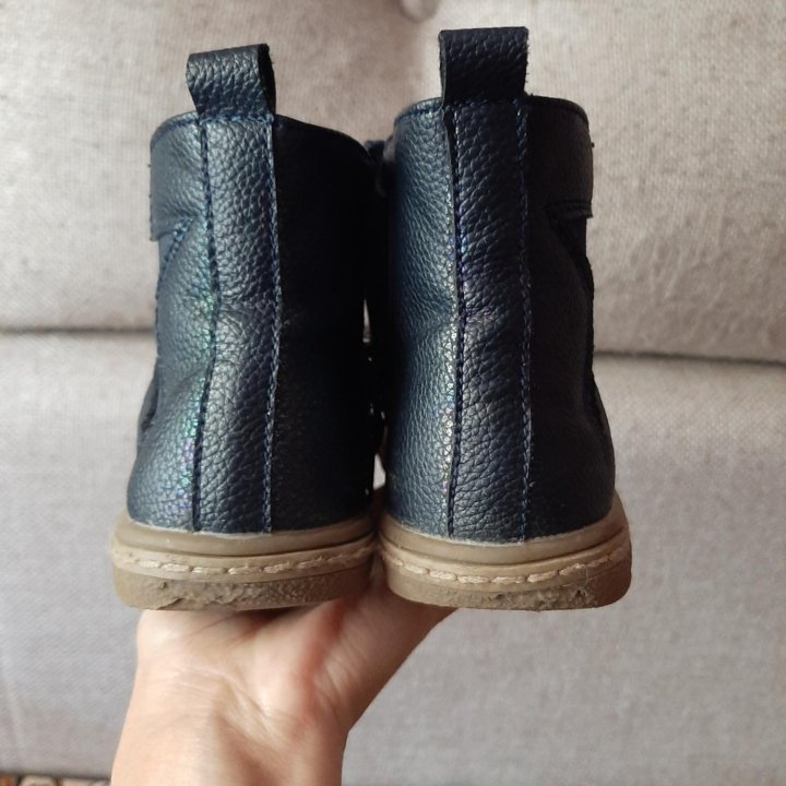 Осенние ботинки для девочки