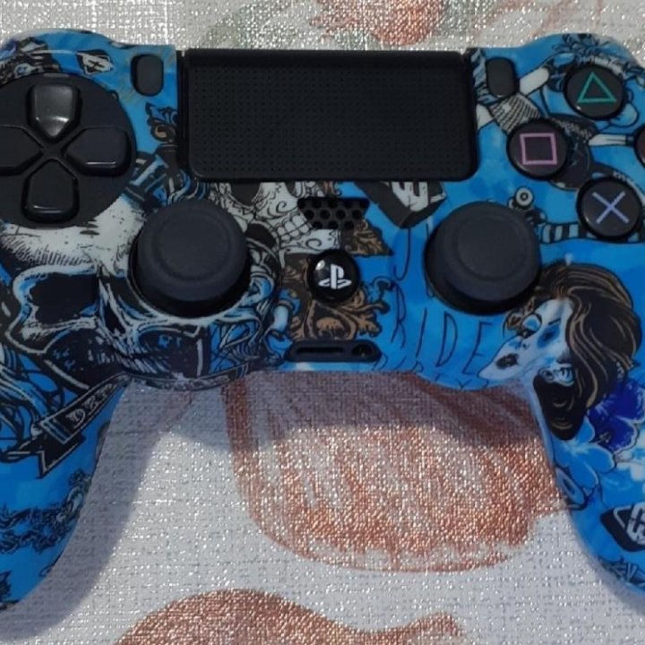 Продам Playstation 4Pro 1TB