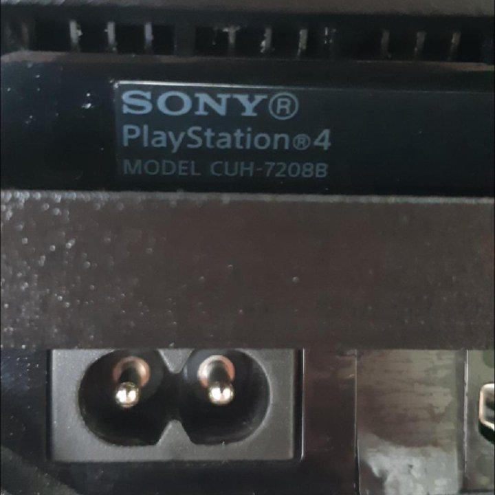 Продам Playstation 4Pro 1TB