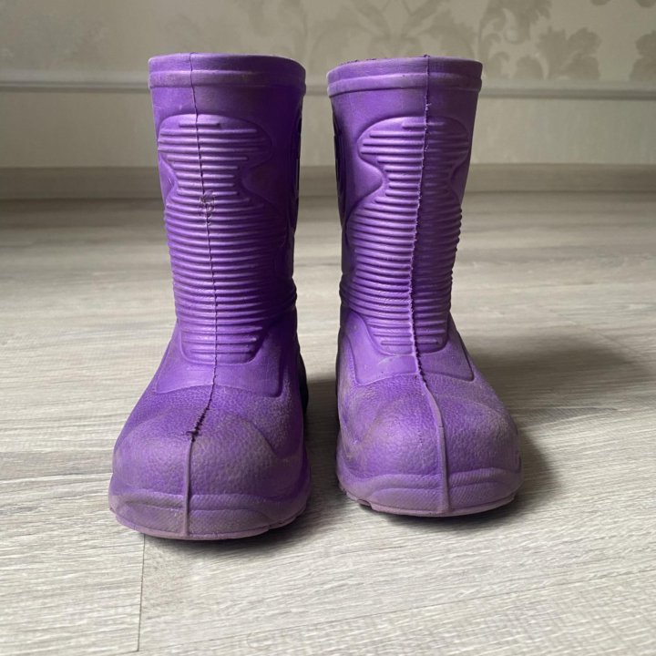 Резиновые сапоги