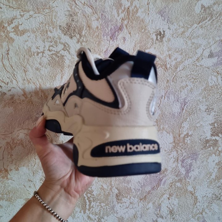 Кроссовки 37