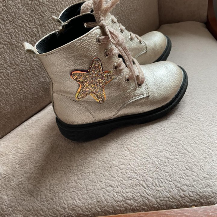 Ботинки для девочка