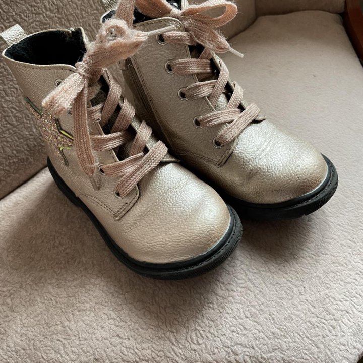 Ботинки для девочка