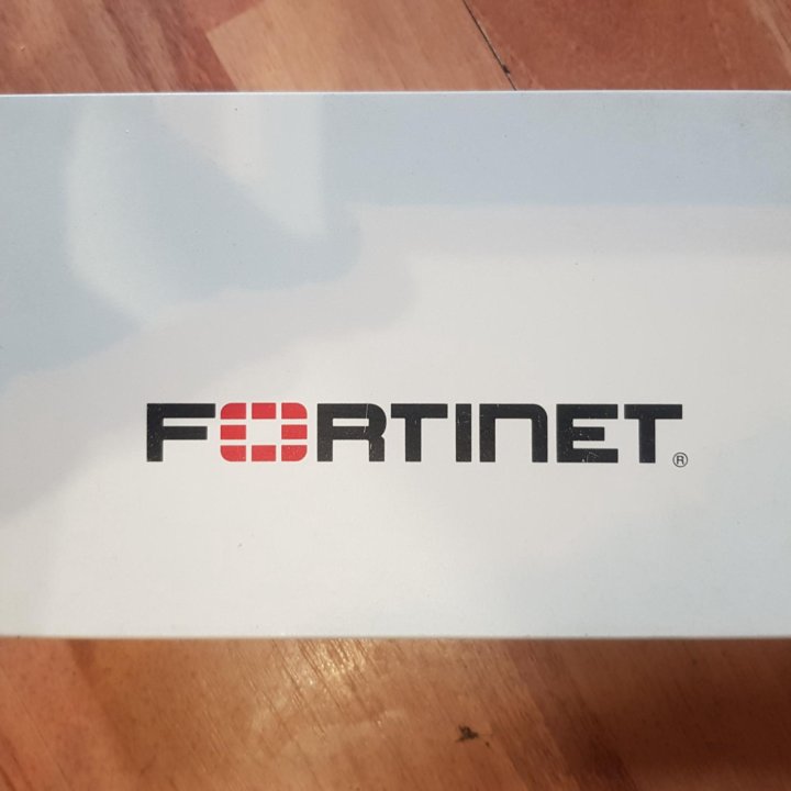 Коммутатор FORTINET FS 80 POE