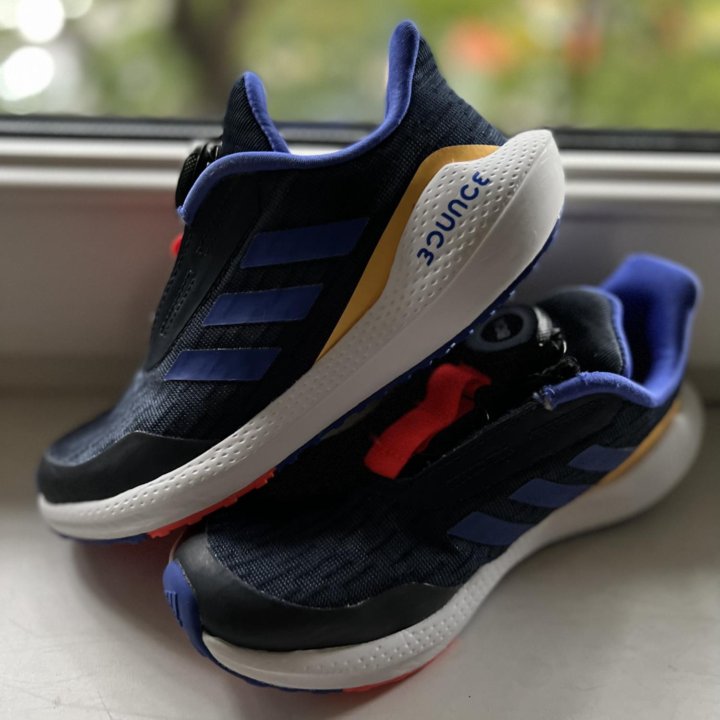 Кроссовки детские Adidas Boa 31