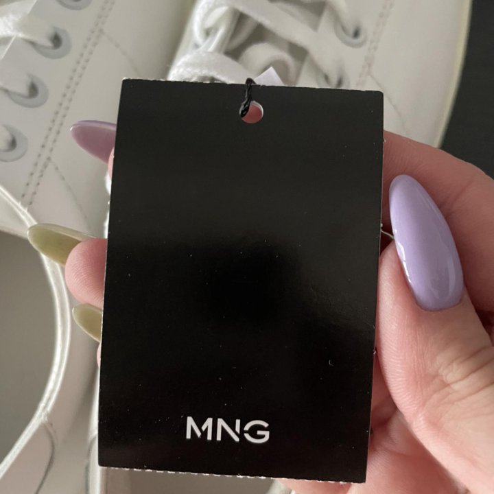 Кроссовки Mango,39р