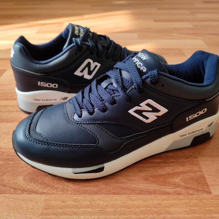 Кроссовки мужские New Balance. Темно синие. Новые.