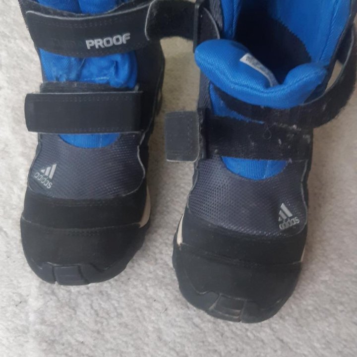 Ботинки adidas