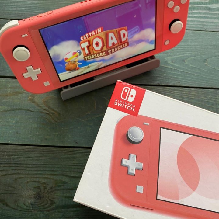 Nintendo Switch Lite + игры